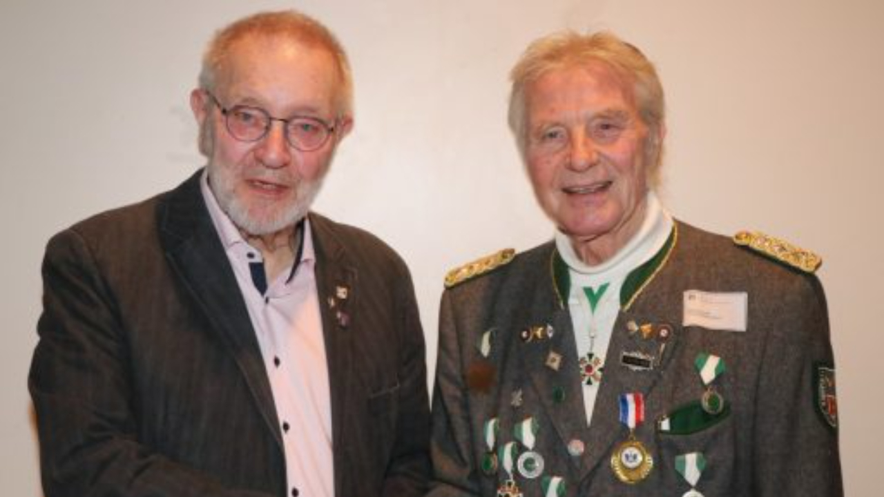 Helmut sagt Wilhelm Dank